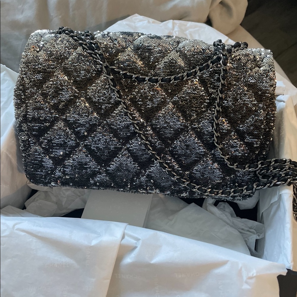 Chanel sequins bag - Picture 7 of 8